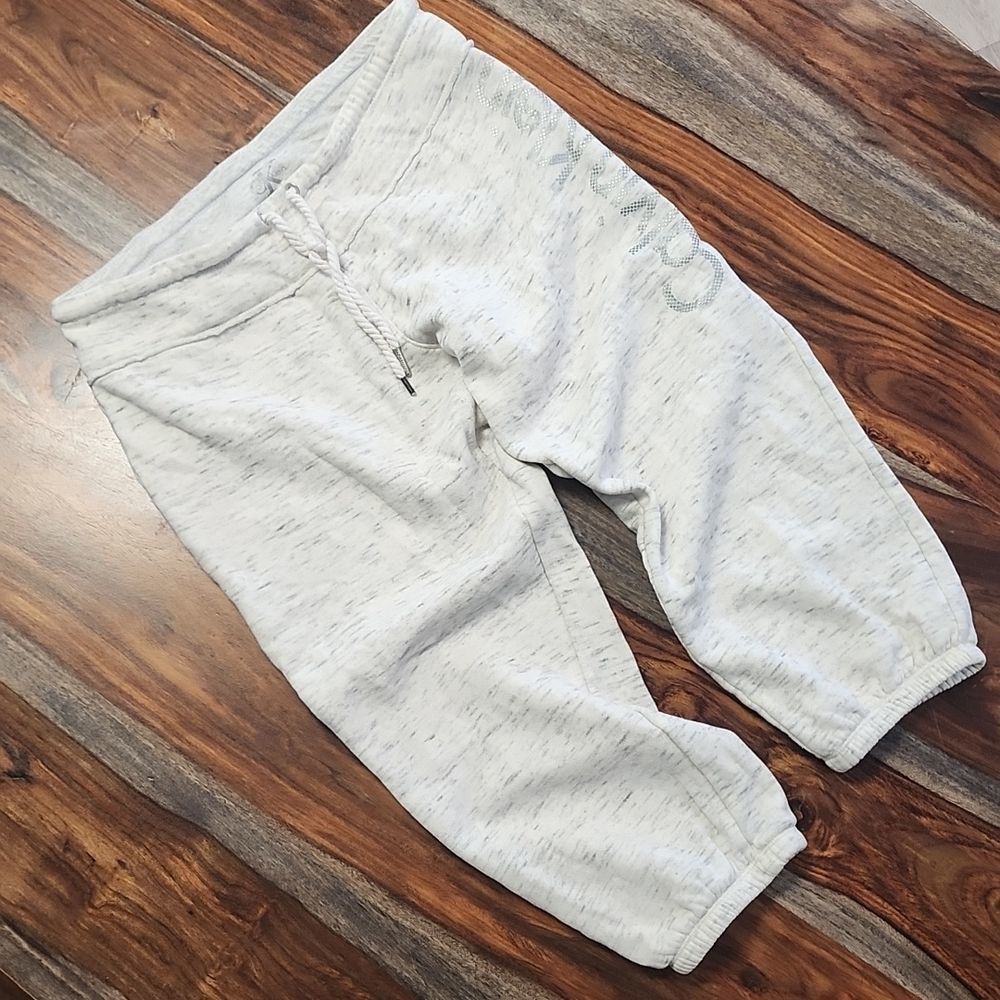 CALVIN KLEIN CAPRI SWEATS